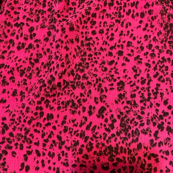 Vince Camuto Fuchsia Animal Print Blouse - Picture 2 of 6